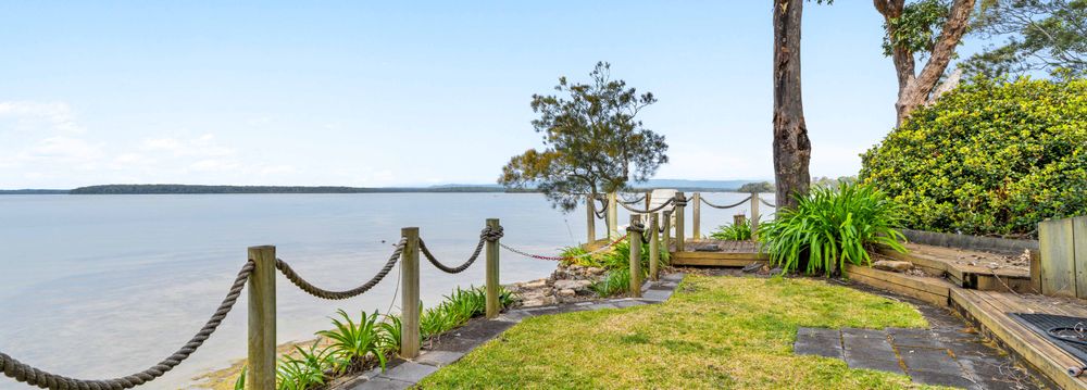  Jervis Bay Realty Holidays: Jado on the Lake, Jervis Bay Jervis Bay accommodation in Saint Georges Basin