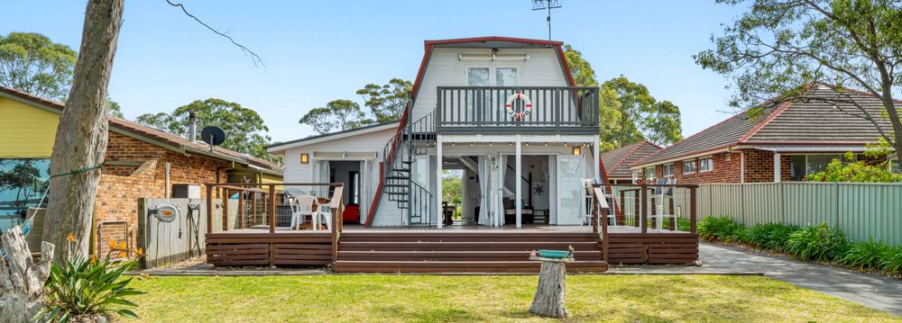  Jervis Bay Realty Holidays: Jado on the Lake- House Jervis Bay accommodation in Saint Georges Basin