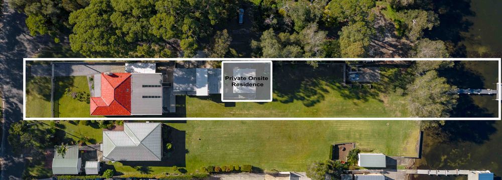  Jervis Bay Realty Holidays: The Waters Edge Jervis Bay accommodation in Basin View