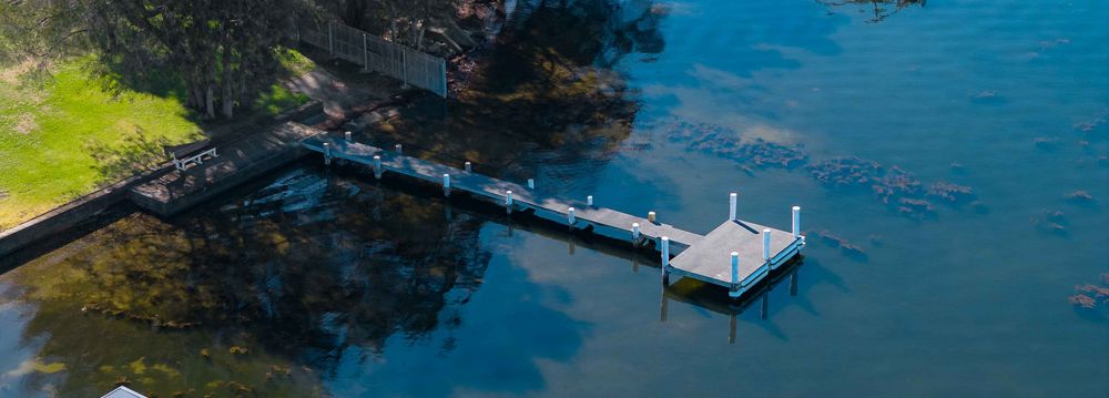  Jervis Bay Realty Holidays: The Waters Edge Jervis Bay accommodation in Basin View