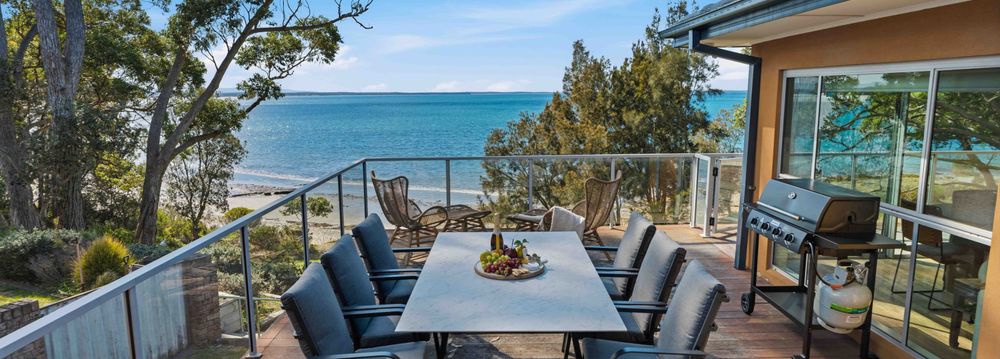  Jervis Bay Realty Holidays: Sunkissed & Studio Jervis Bay accommodation in Vincentia