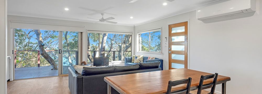  Jervis Bay Realty Holidays: Banksia House Jervis Bay accommodation in Sanctuary Point