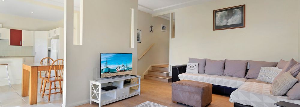  Jervis Bay Realty Holidays: Sea Change on Excellent Jervis Bay accommodation in Vincentia