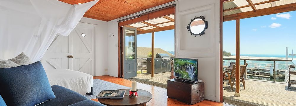  Jervis Bay Realty Holidays: Waterfront – Boatshed and Boathouse – Private Jetty Jervis Bay accommodation in Huskisson