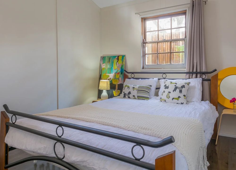  Jervis Bay Realty Holidays: The Art Cottage Jervis Bay accommodation in Vincentia