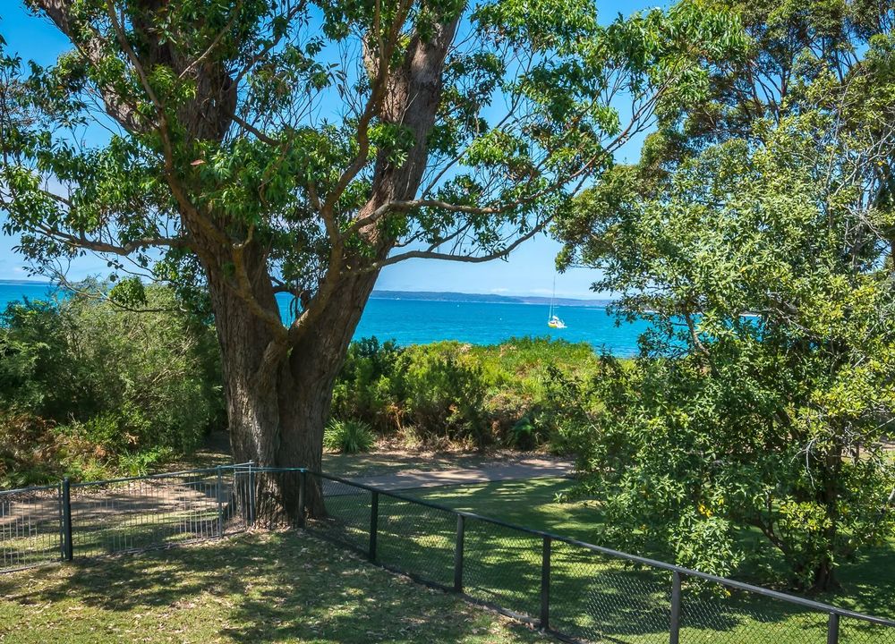  Jervis Bay Realty Holidays: The Art Cottage Jervis Bay accommodation in Vincentia