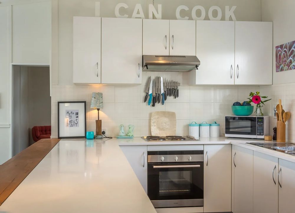  Jervis Bay Realty Holidays: The Art Cottage Jervis Bay accommodation in Vincentia