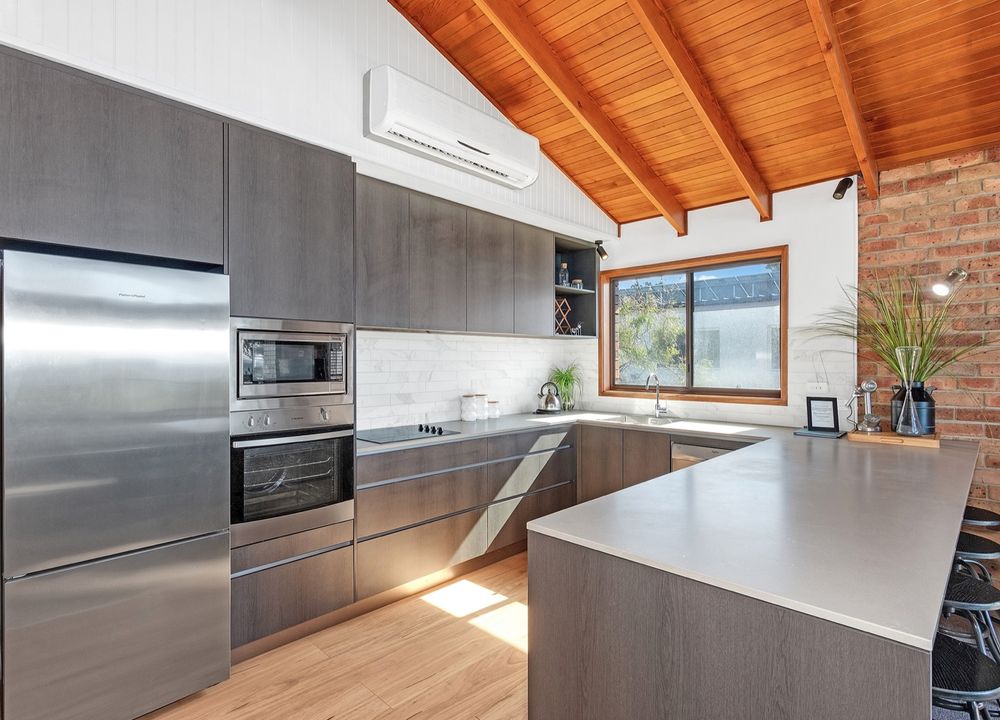  Jervis Bay Realty Holidays: Beachcombers on Collingwood Beach Jervis Bay accommodation in Vincentia