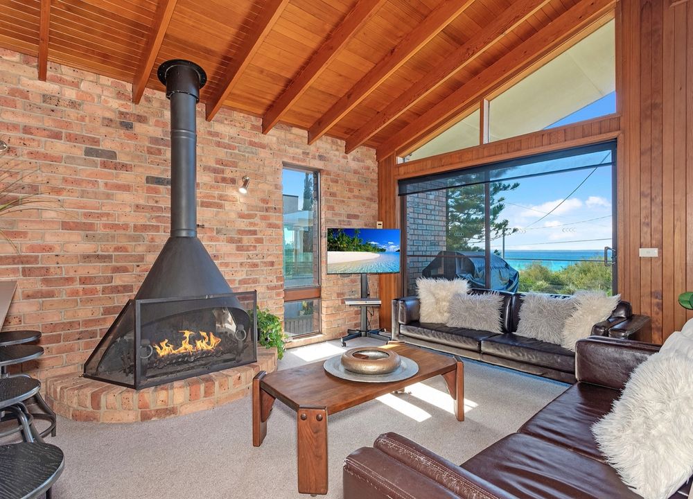  Jervis Bay Realty Holidays: Beachcombers on Collingwood Beach Jervis Bay accommodation in Vincentia