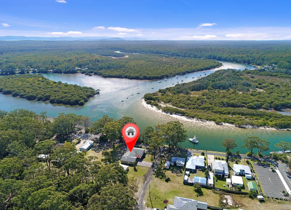  Jervis Bay Realty Holidays: Deep Water Paradise-130m to Huskisson boat ramp Jervis Bay accommodation in Woollamia