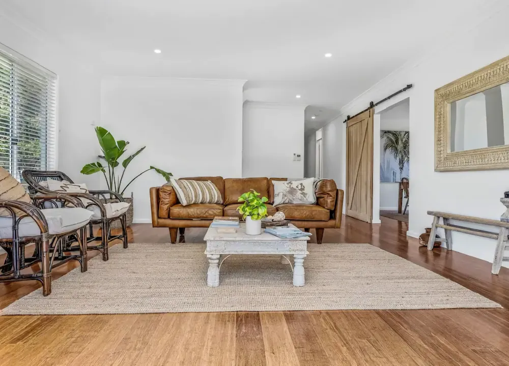  Jervis Bay Realty Holidays: Swell Jervis Bay Jervis Bay accommodation in Vincentia