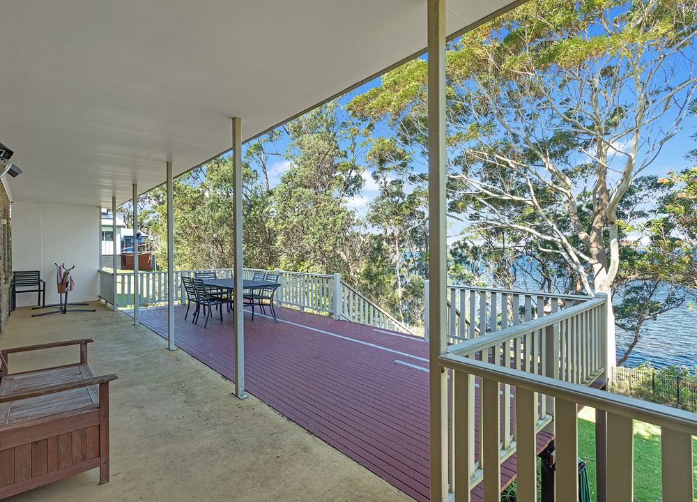  Jervis Bay Realty Holidays: Palm Beach Waterfront Retreat Jervis Bay accommodation in Sanctuary Point