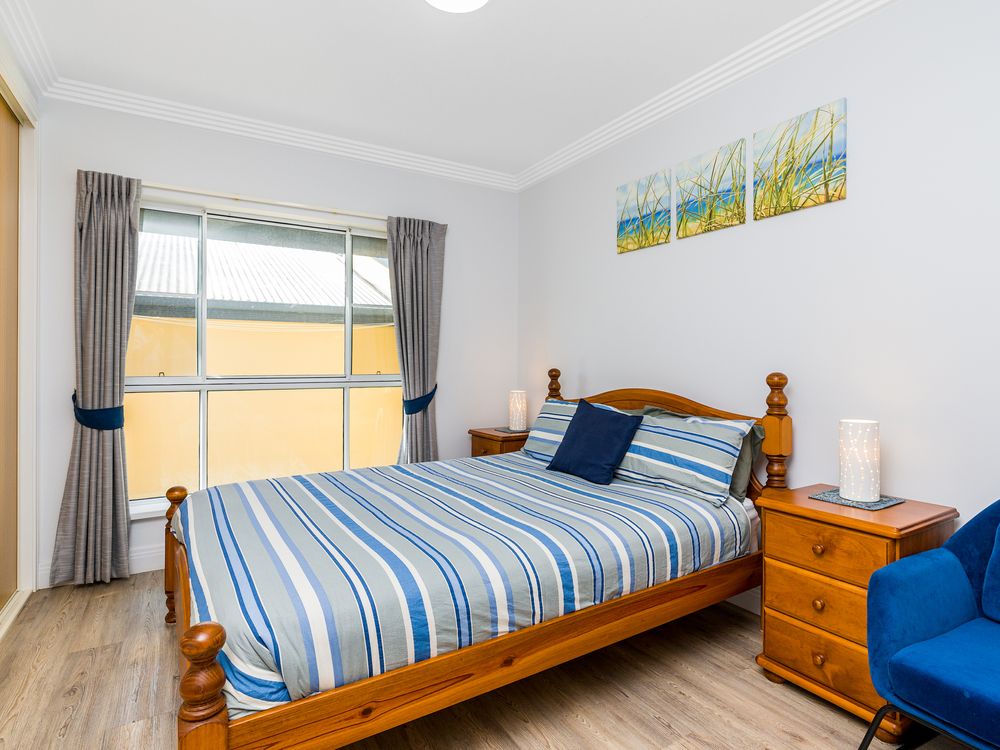 Riverview Apartment 2.2