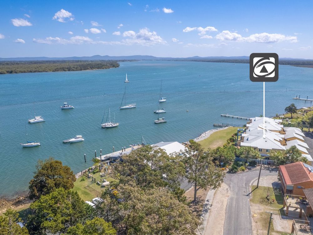 Riverview Apartment 2.2