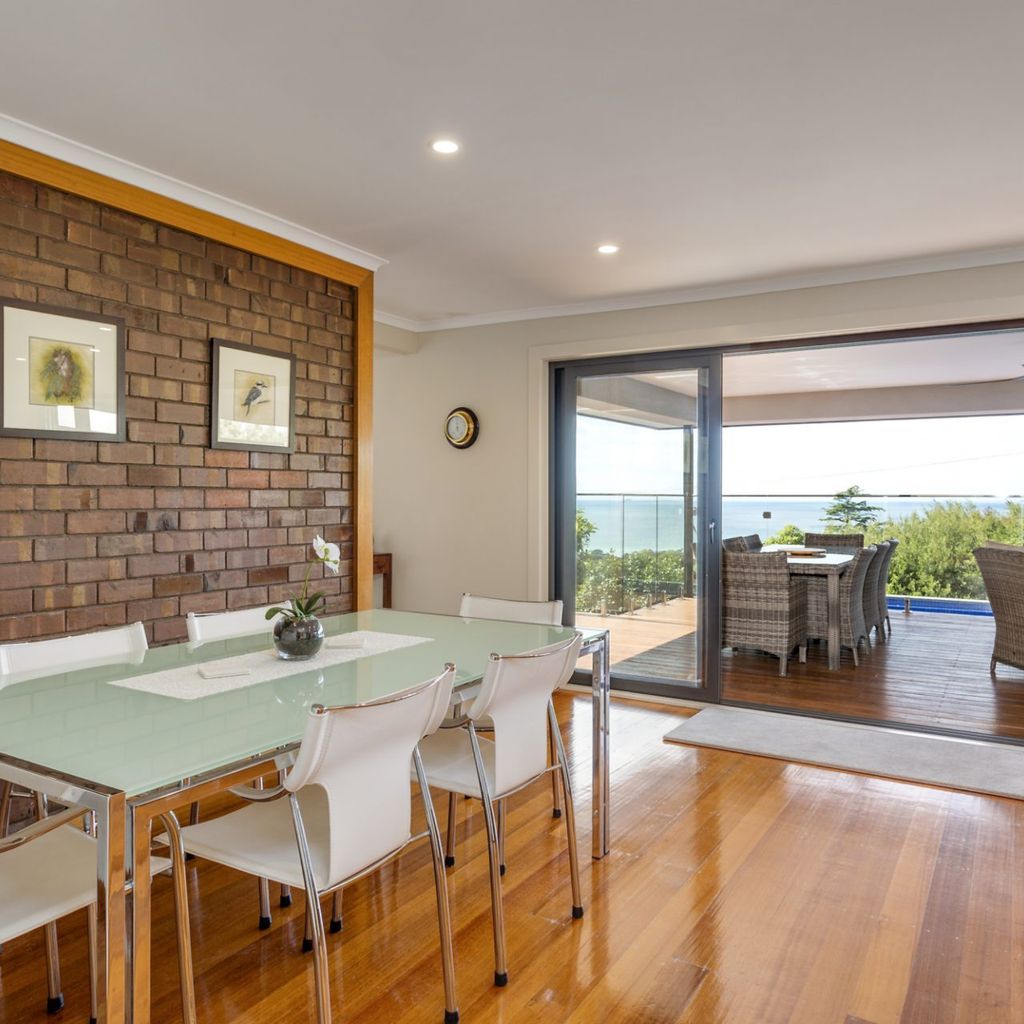 POOLSIDE GETAWAY - DROMANA