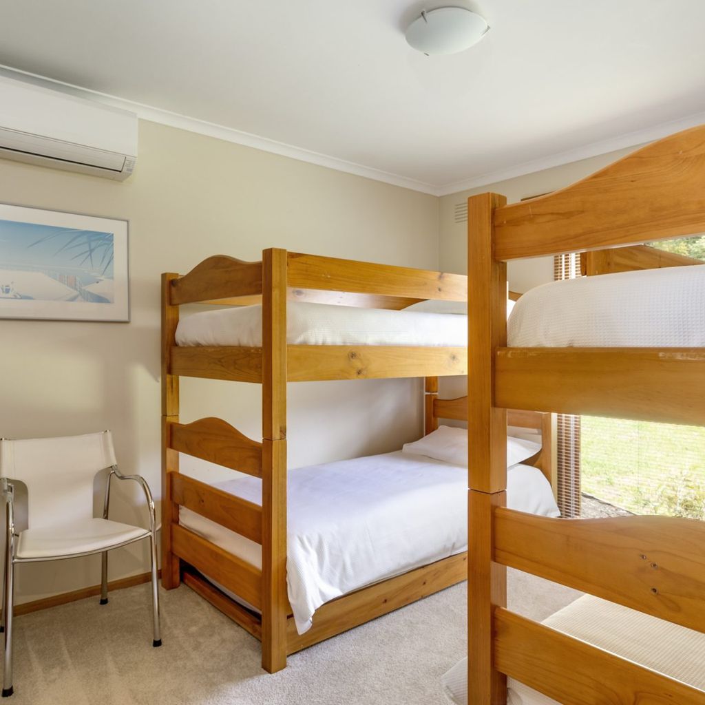POOLSIDE GETAWAY - DROMANA
