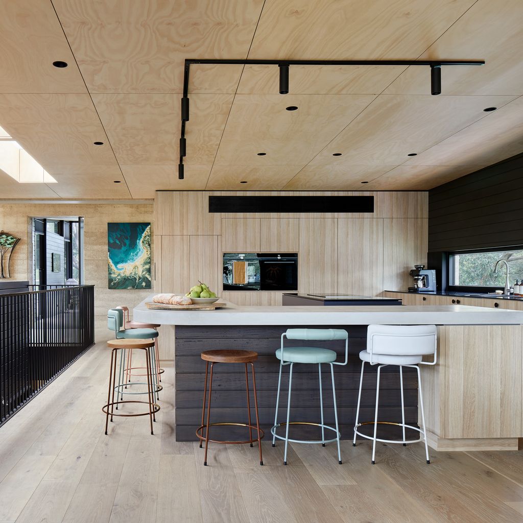 ATLAS RETREAT - SHOREHAM