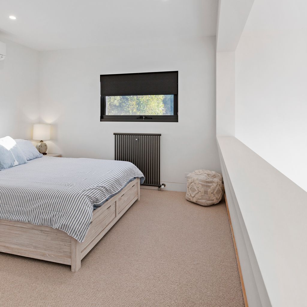 THE LOFT HOUSE