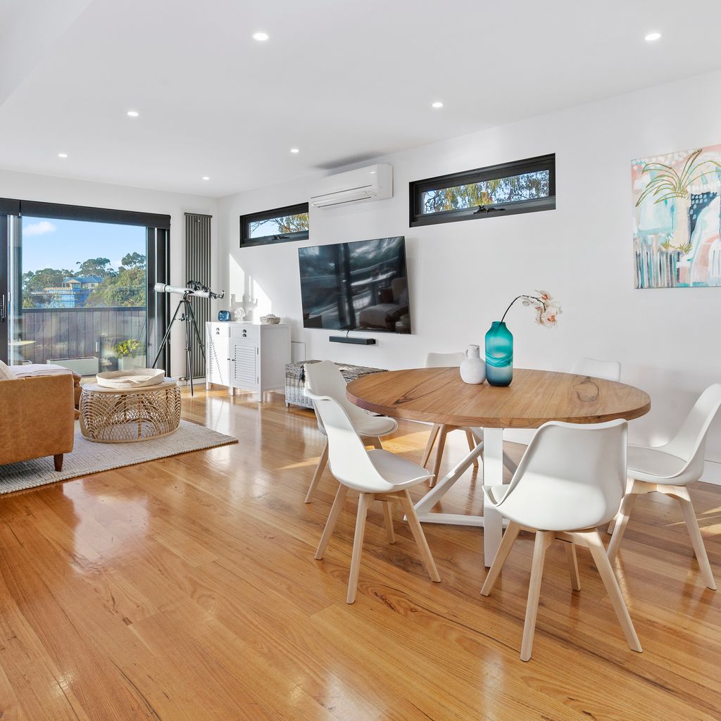 THE LOFT HOUSE