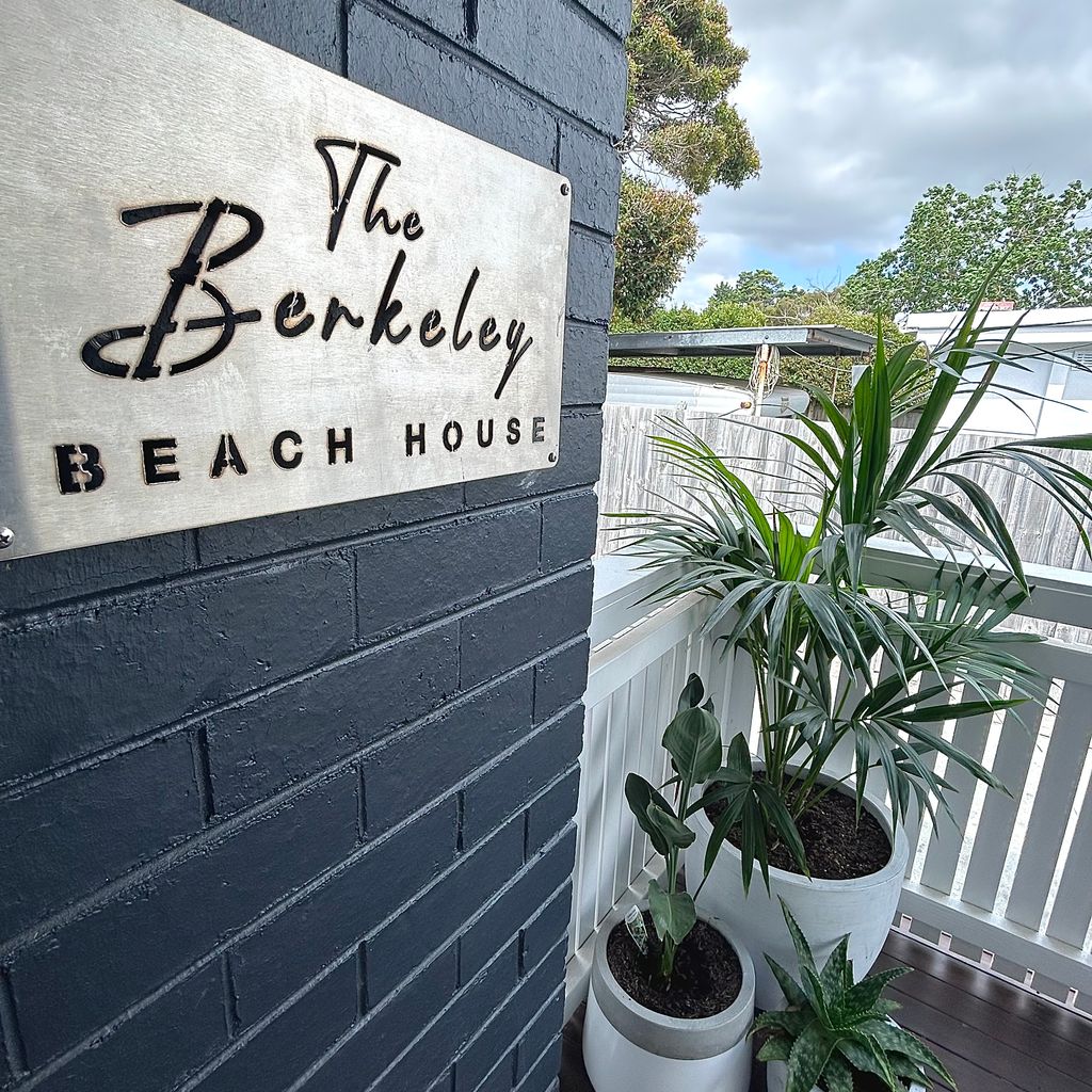BERKELEY BEACH HOUSE - SAFETY BEACH