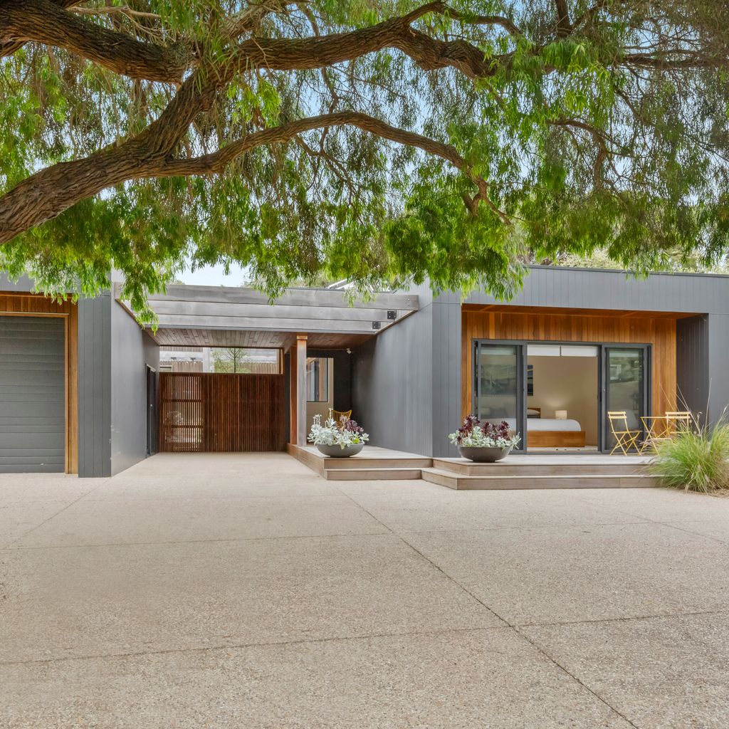 LUXE ON LYDGATE - BLAIRGOWRIE
