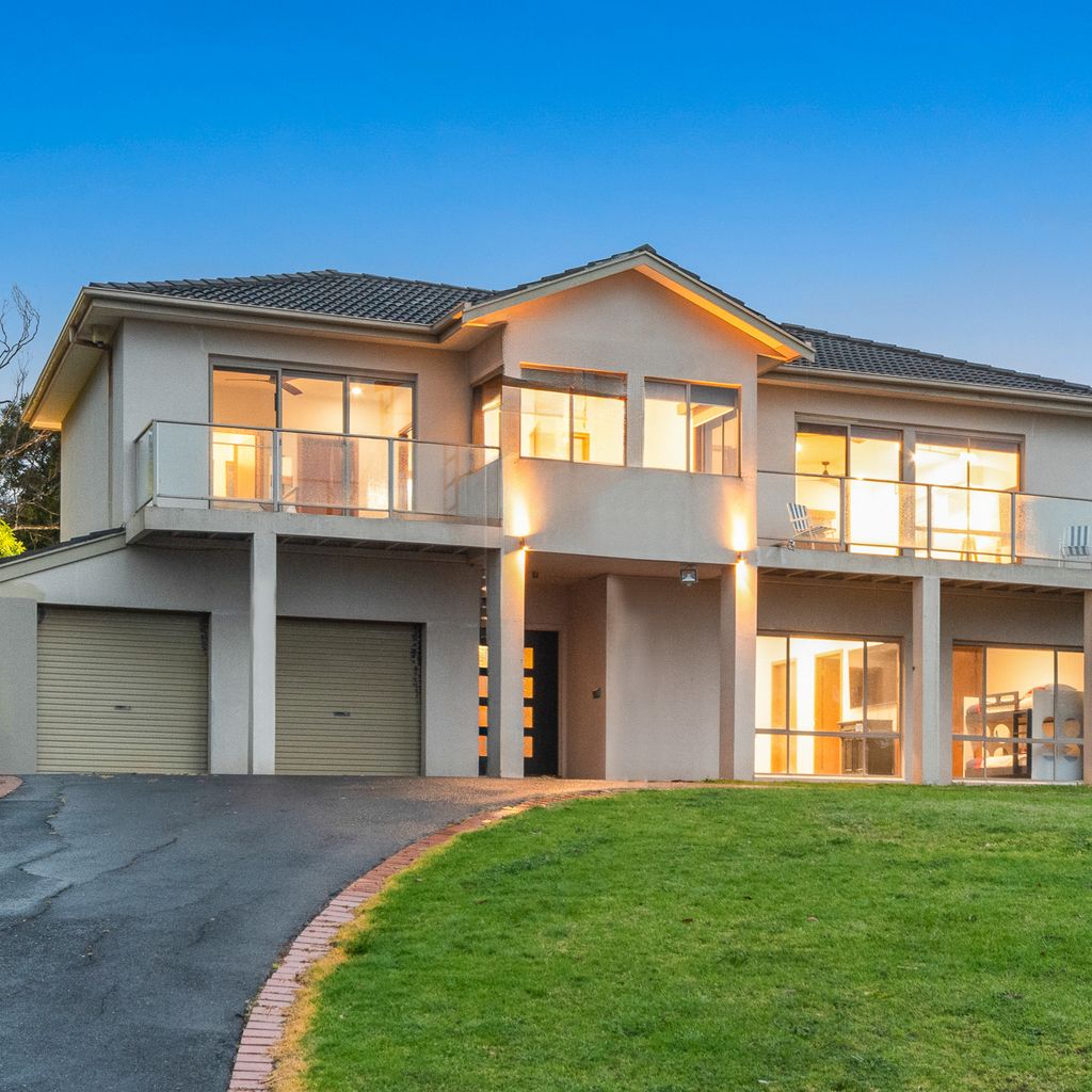 Martin's Bay View Retreat