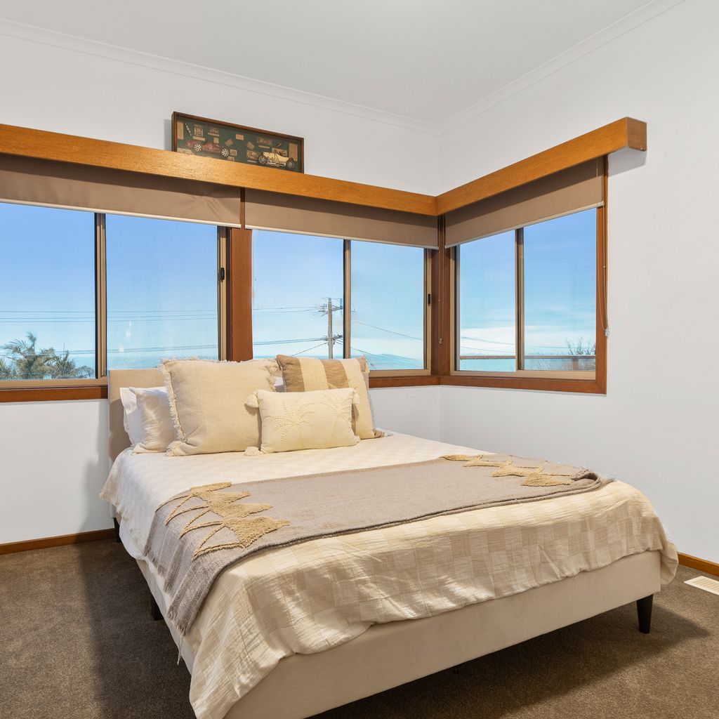Martin's Bay View Retreat