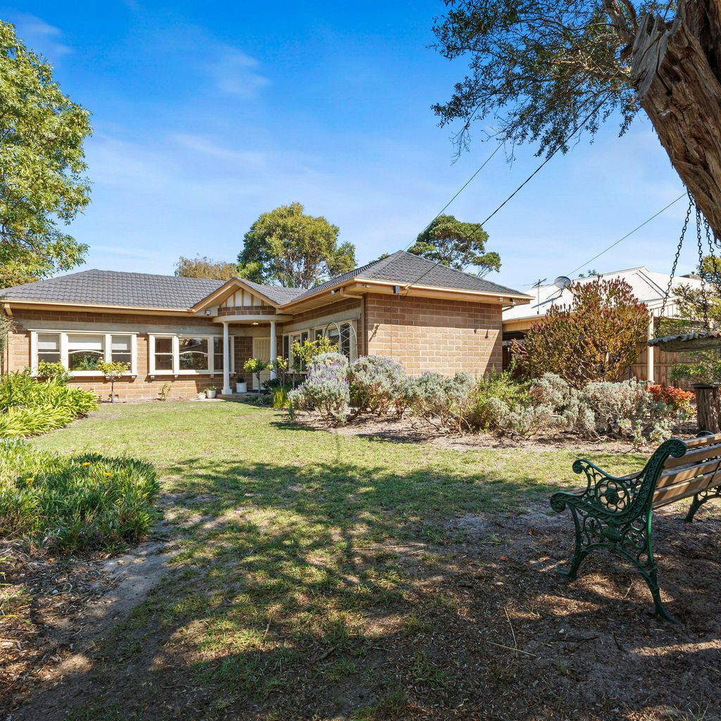 Coral Rose Cottage