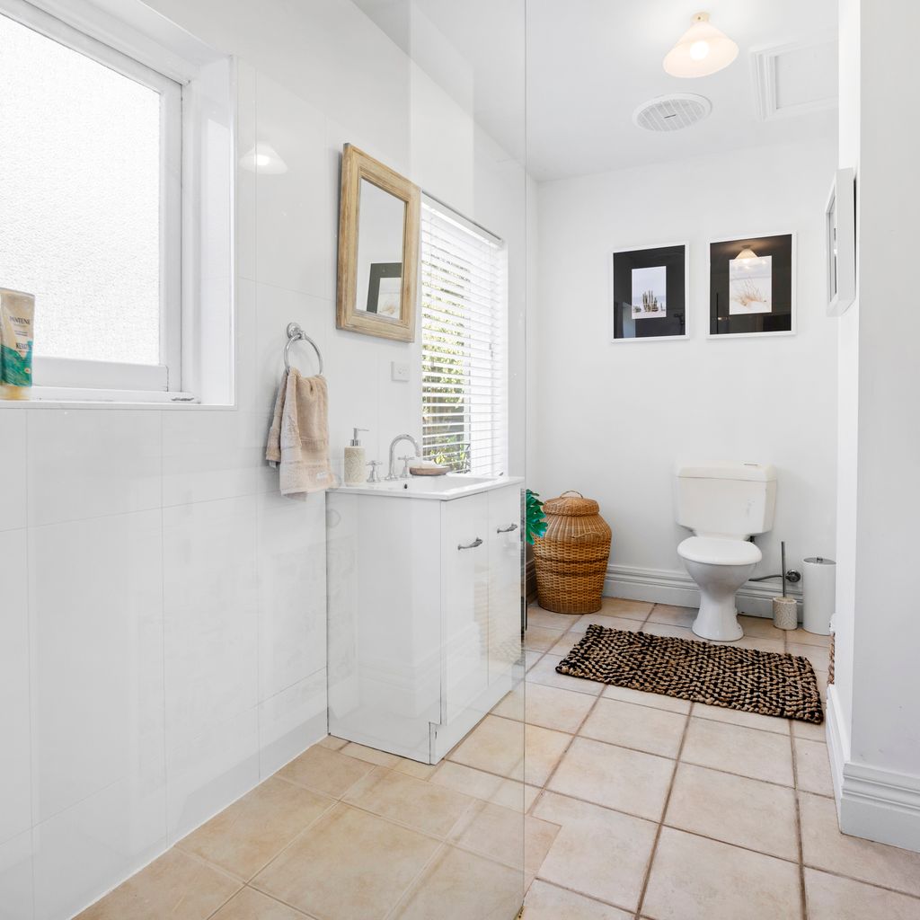 Coral Rose Cottage