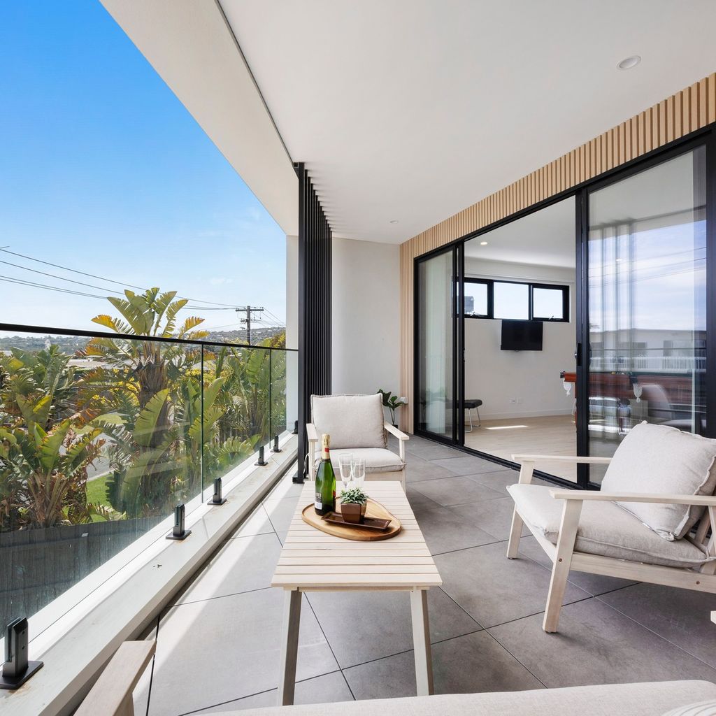 PENINSULA SEA BREEZE