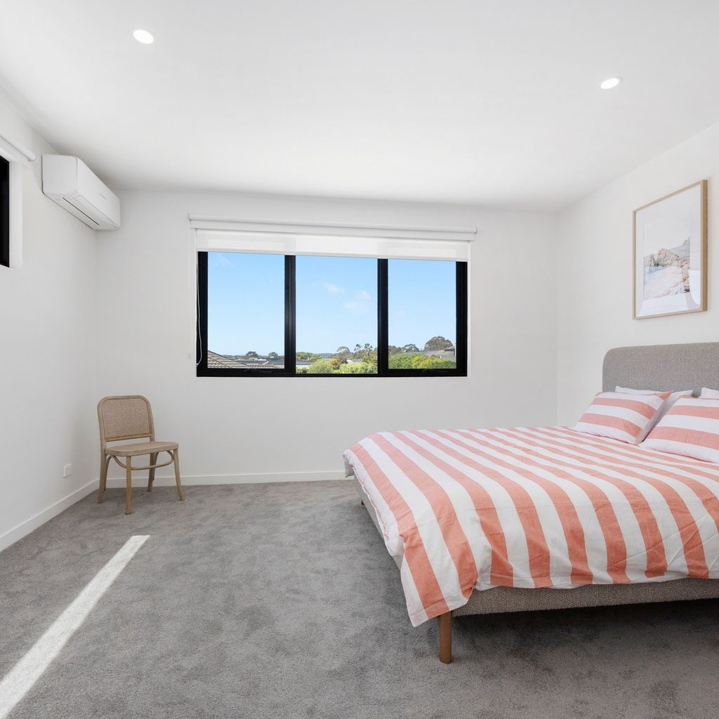 PENINSULA SEA BREEZE