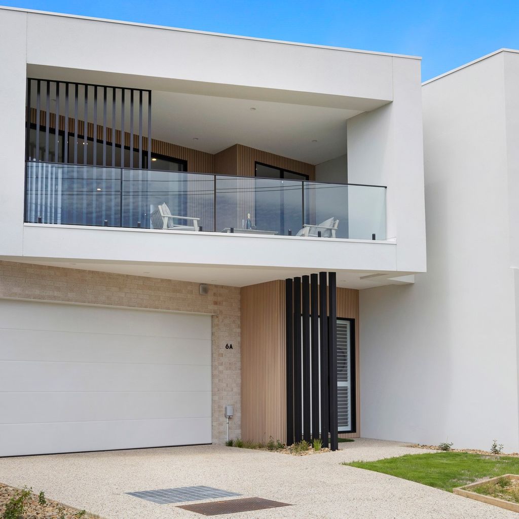 PENINSULA SEA BREEZE