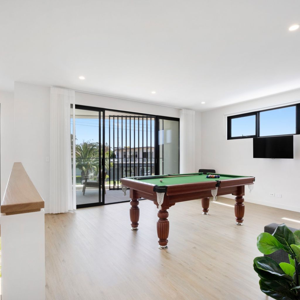 PENINSULA SEA BREEZE