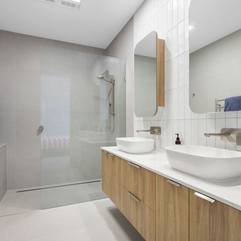 PENINSULA SEA BREEZE