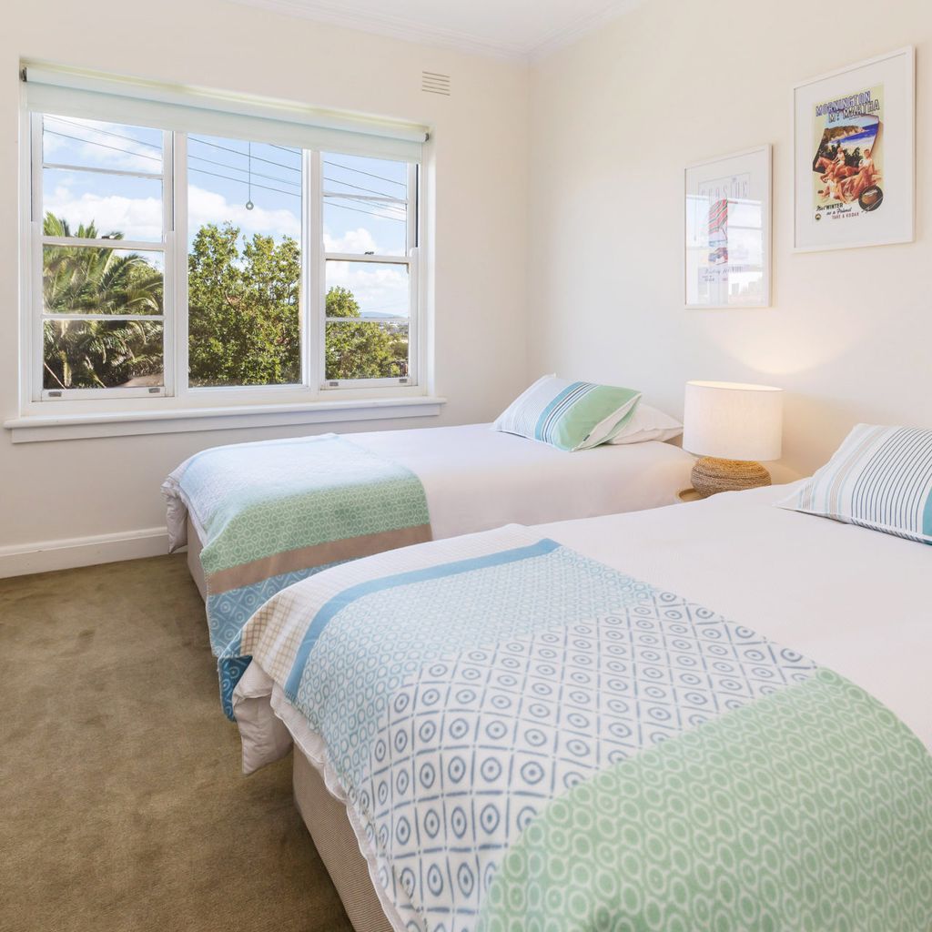 BEACH BELLE - MORNINGTON