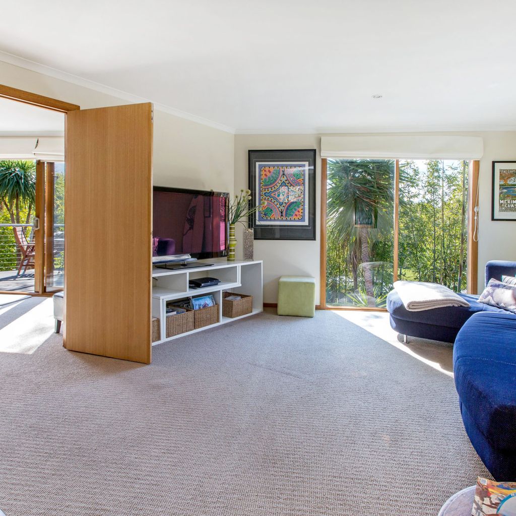 POINT LEO BEACH HOUSE - POINT LEO