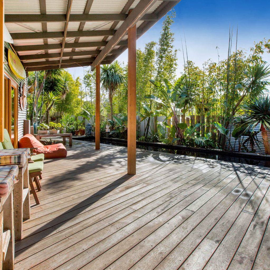 POINT LEO BEACH HOUSE - POINT LEO
