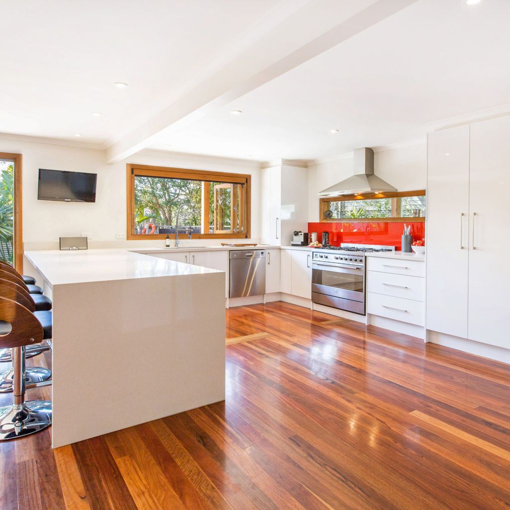 POINT LEO BEACH HOUSE - POINT LEO