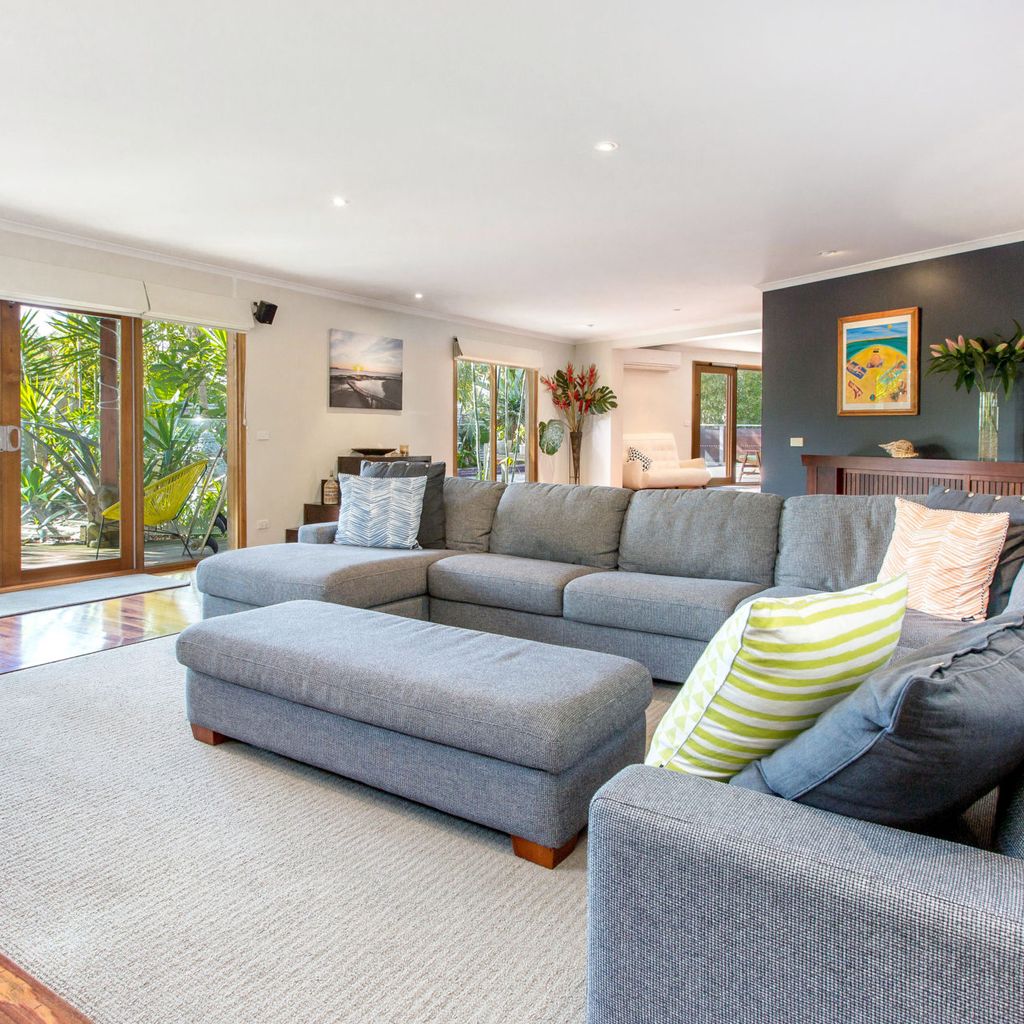 POINT LEO BEACH HOUSE - POINT LEO