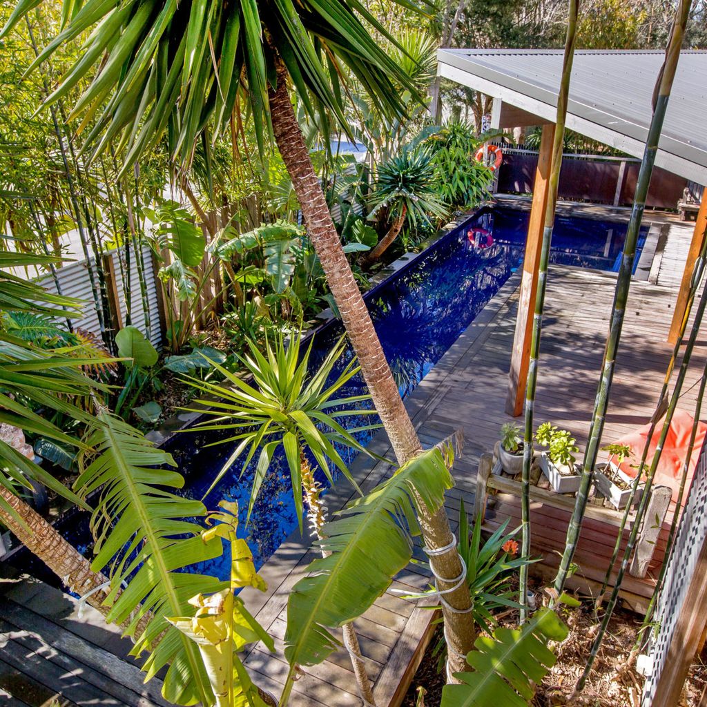 POINT LEO BEACH HOUSE - POINT LEO