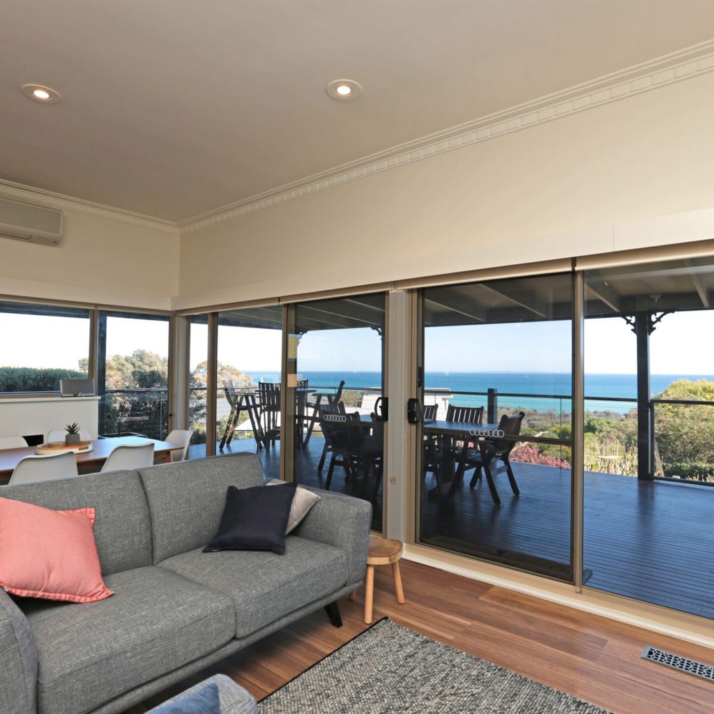 BAY VIEWS ON BROWNE