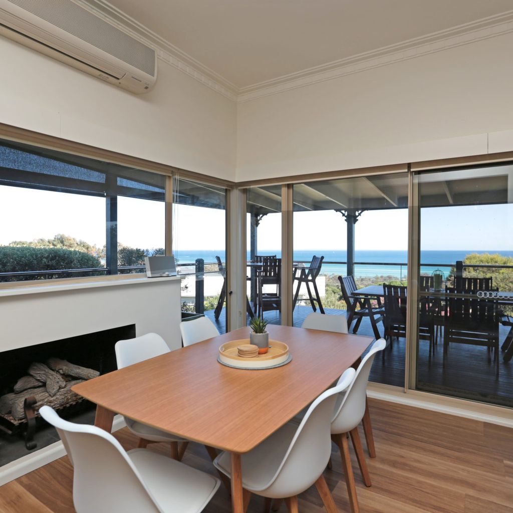 BAY VIEWS ON BROWNE