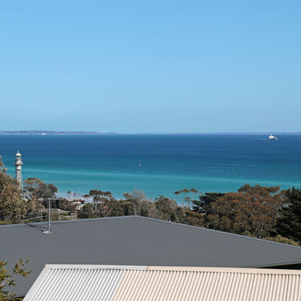 BAY VIEWS ON BROWNE