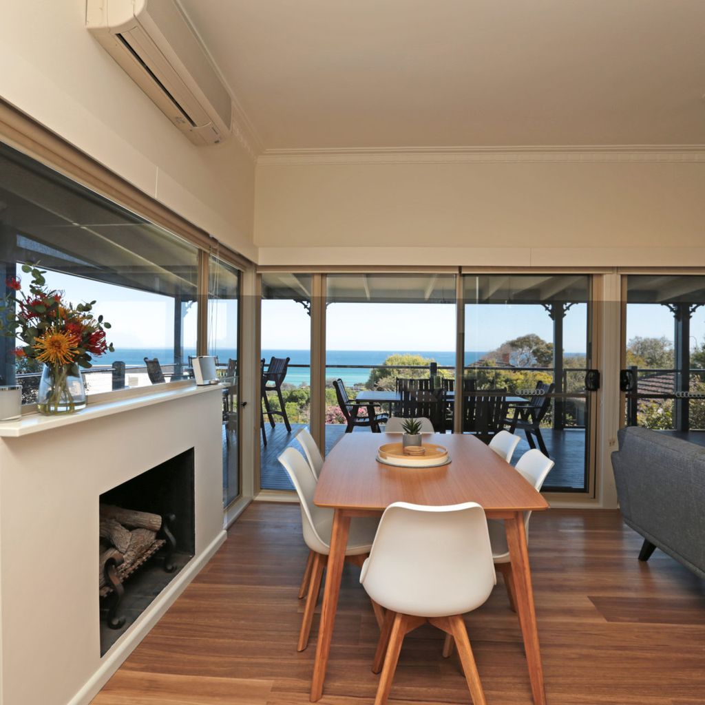 BAY VIEWS ON BROWNE