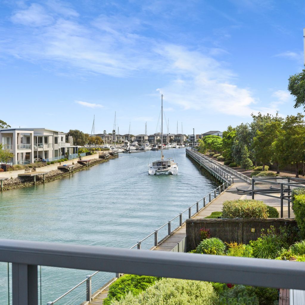MARINA VIEW