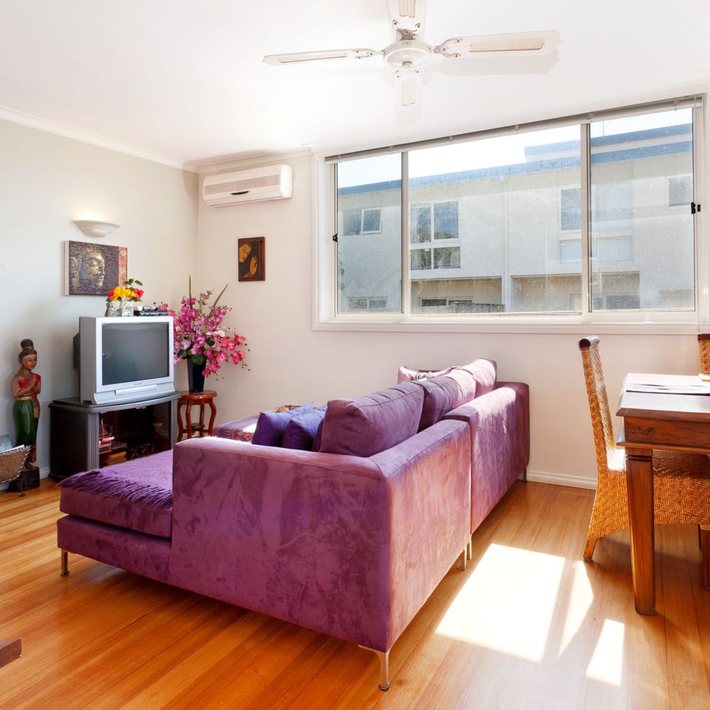 METRES TO THE BEACH - MORNINGTON