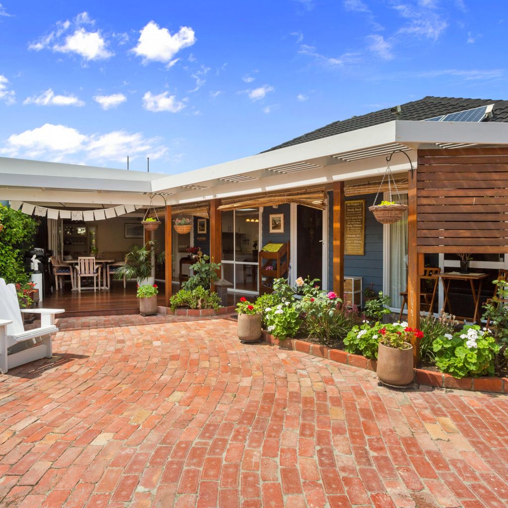 KARINYA - MORNINGTON