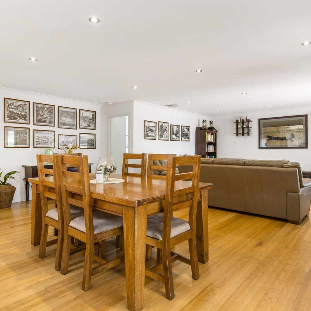 KARINYA - MORNINGTON