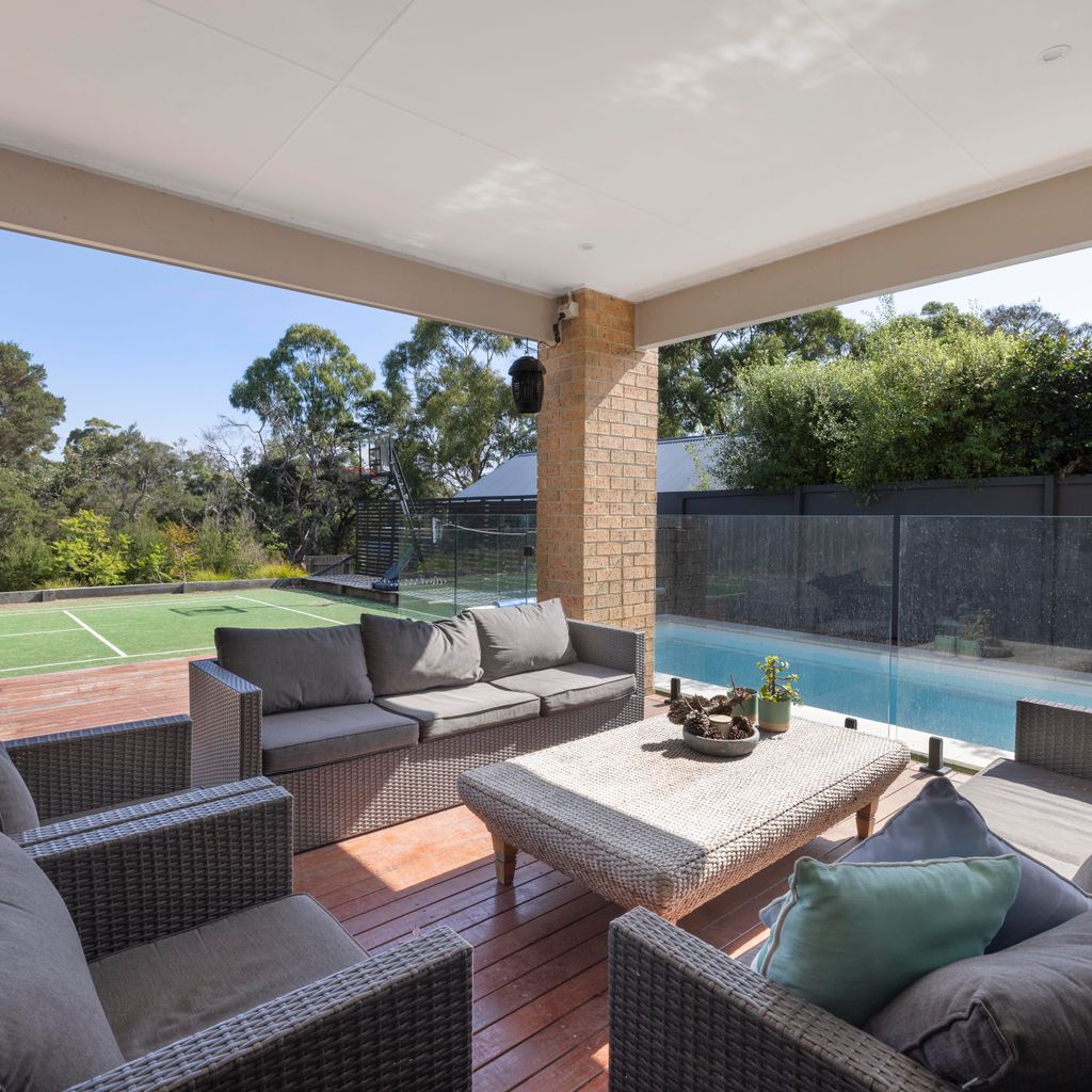 CORYMBIA - MOUNT MARTHA