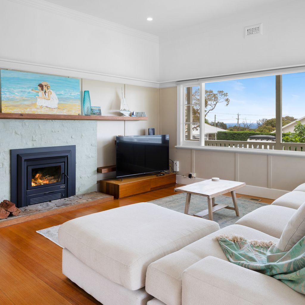 BEACHSIDE GETAWAY - DROMANA